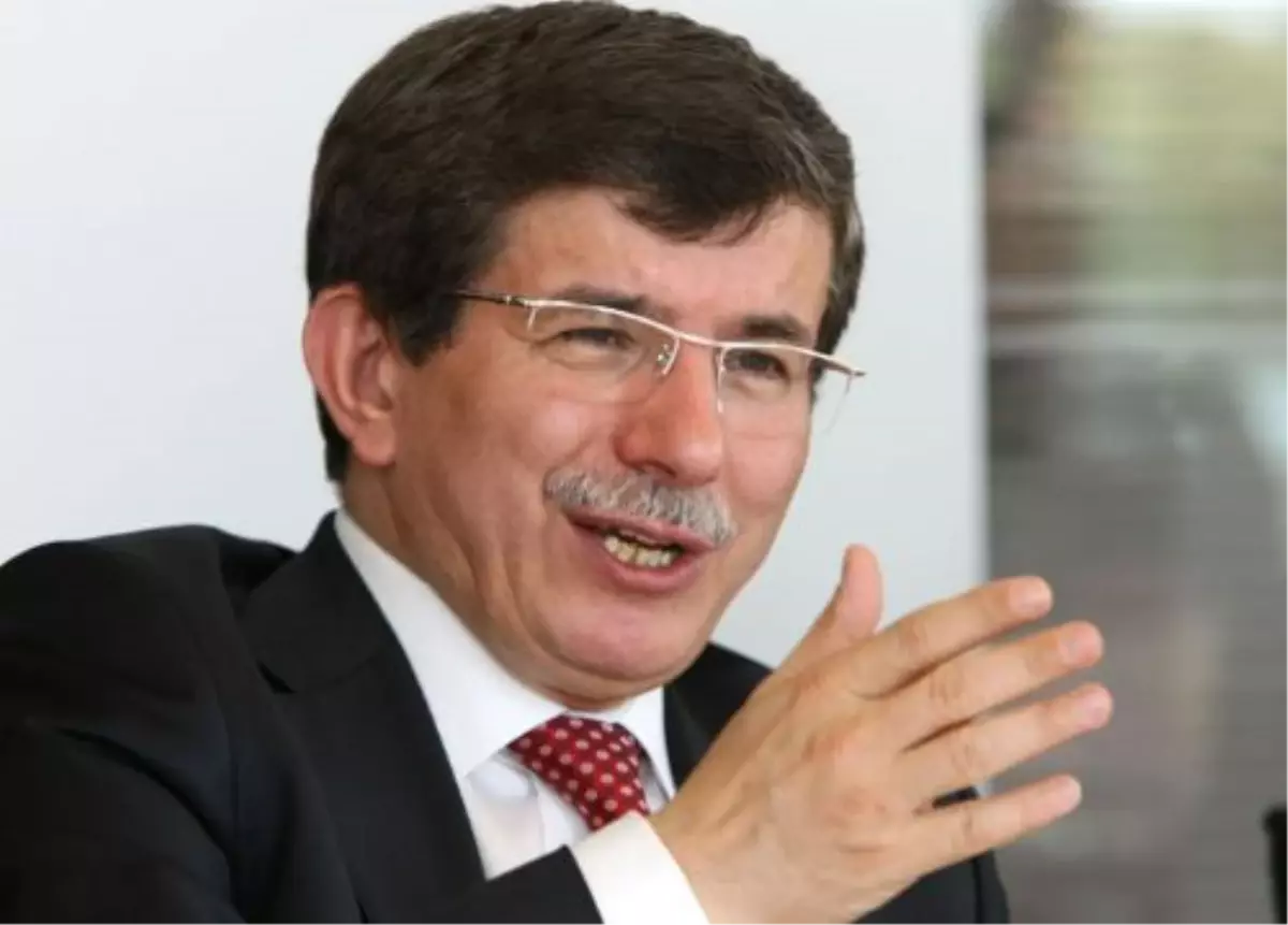 Dışişleri Bakanı Davutoğlu Hırvatistan\'da