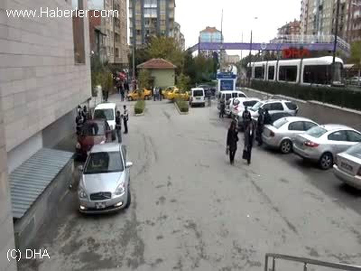 Eskişehir\'de Çete Operasyonu 7 Gözaltı