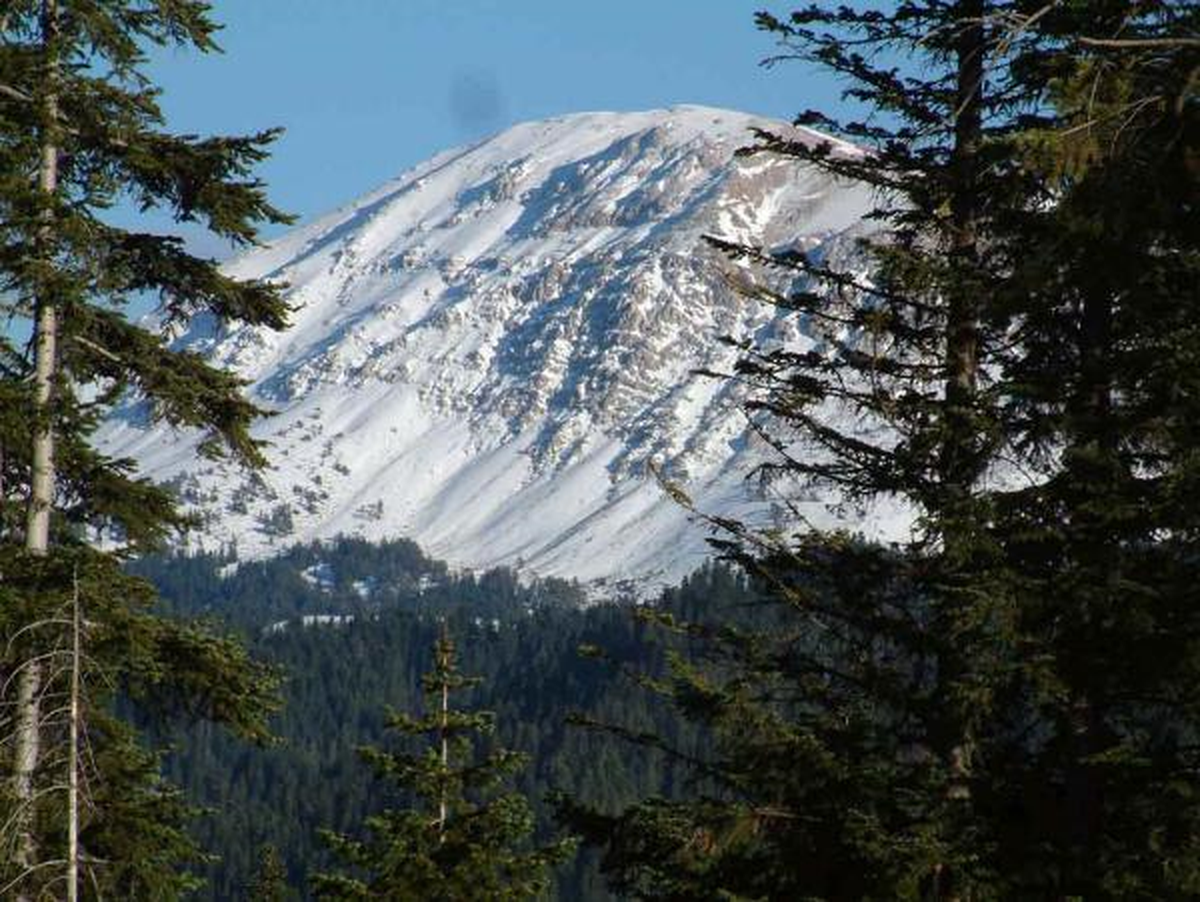 Ilgaz Dağı Beyaza Döndü