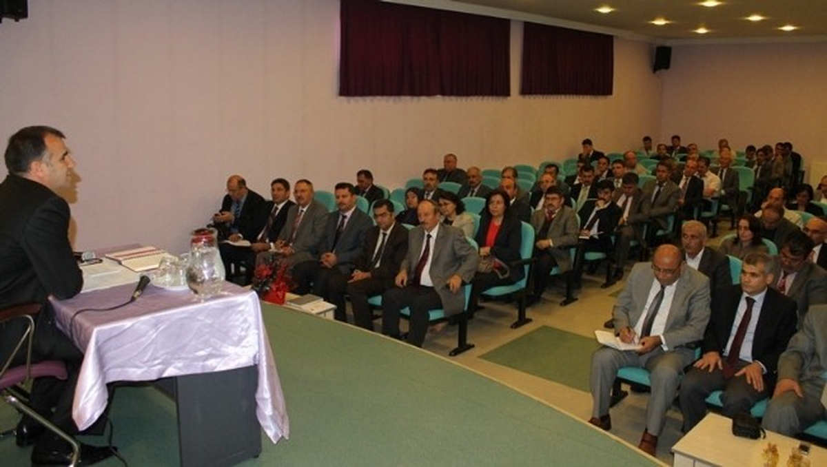 Karaman\'da Okul Müdürleri Toplantısı