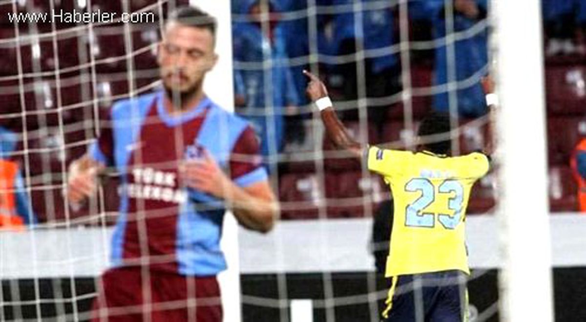 2 Dakikada 2 Gol Yiyen Trabzon \'Böylede Olmaz Ki\' Dedirtti
