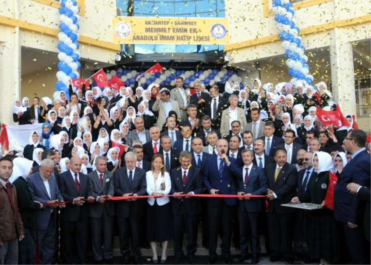 AK Parti Genel Başkan Yardımcısı Numan Kurtulmuş Gaziantep\'te