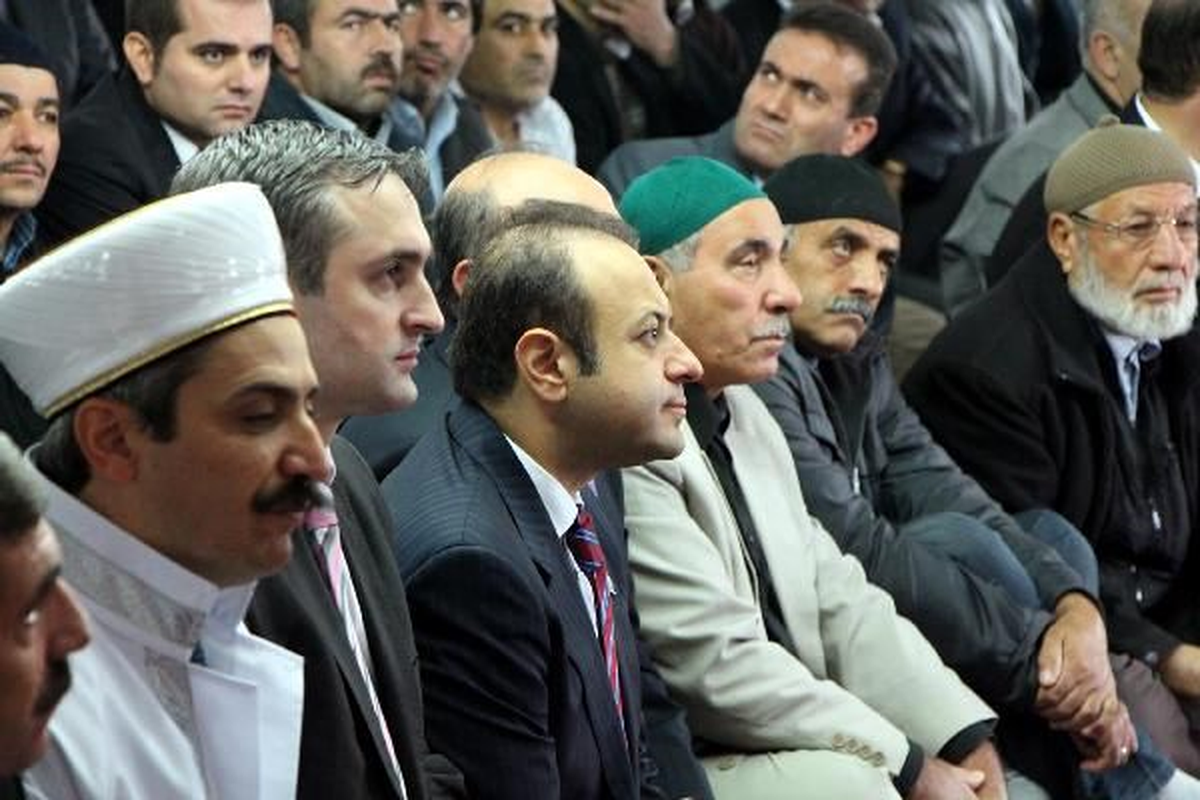 Bakan Bağış Avcılar\'da Cami Açılışına Katıldı