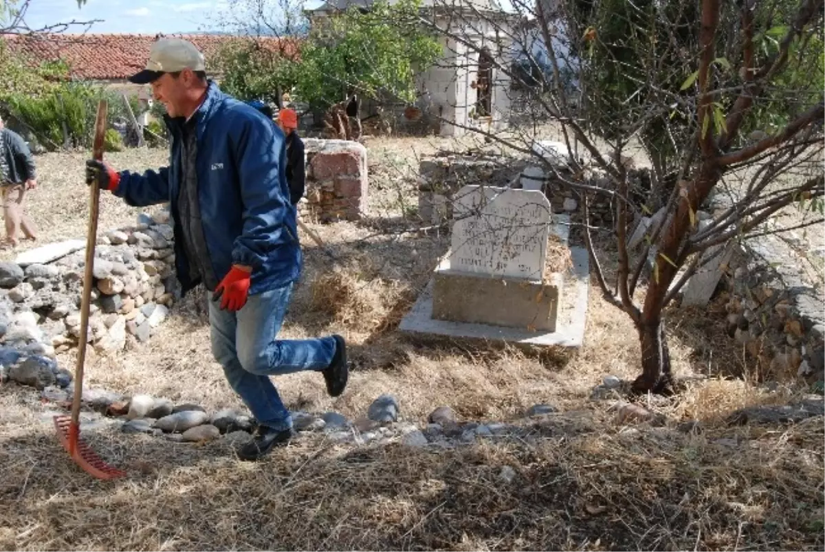 Camilere Temizlik ve Bakım Seferberliği