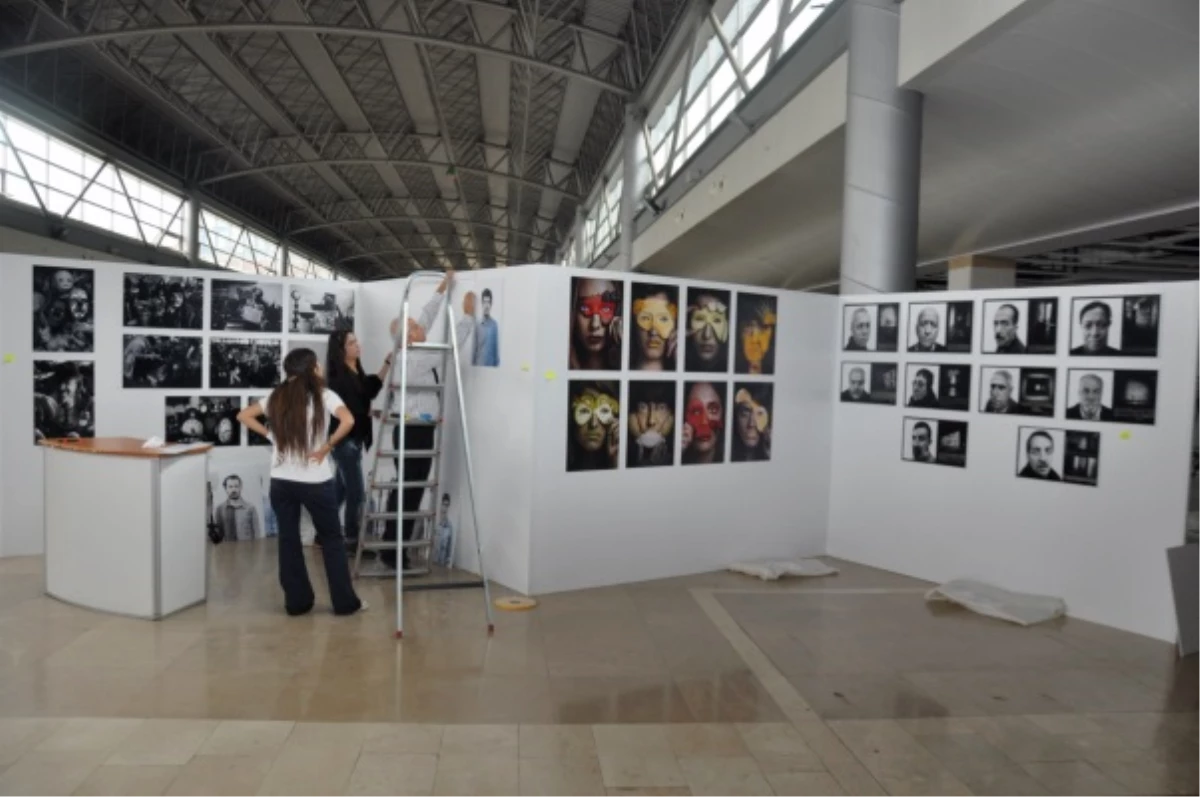 Dünyanın En Büyük Fotoğraf Sergisi Bursa\'da Açılıyor