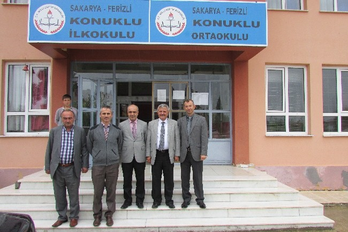 Ferizli Belediye Başkanı Soğuk İlçedeki Okulları Ziyaret Etti