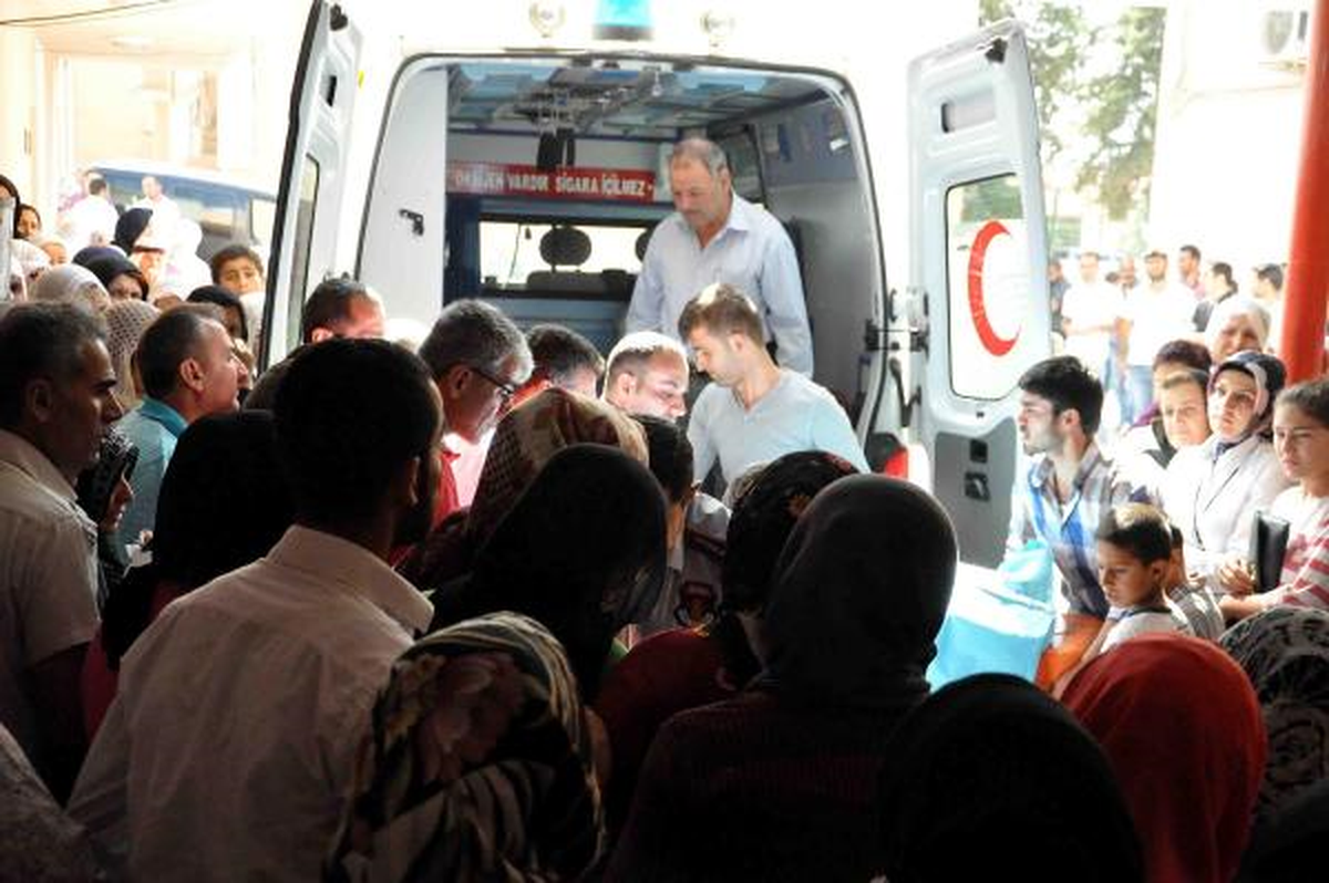 Hamile Kadın Öldü,Karnındaki 8 Aylık Bebek Sezaryenle Alındı
