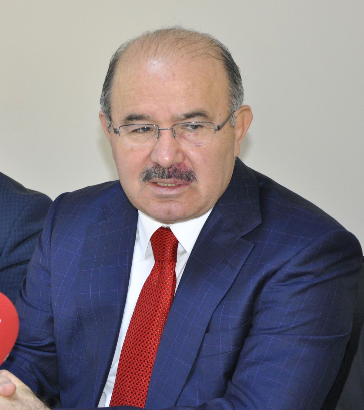 Hüseyin Çelik soruları yanıtladı