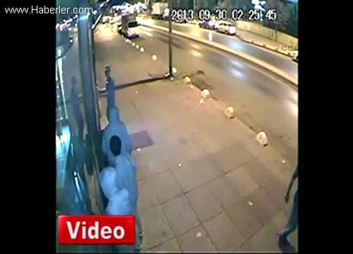 İstanbul\'da Kasa Hırsızlarından Parmak İzine Kolalı Önlem