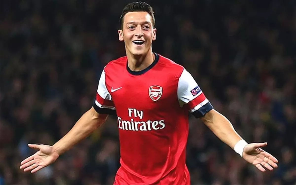 Mesut Özil En İyi İlk 11\'de