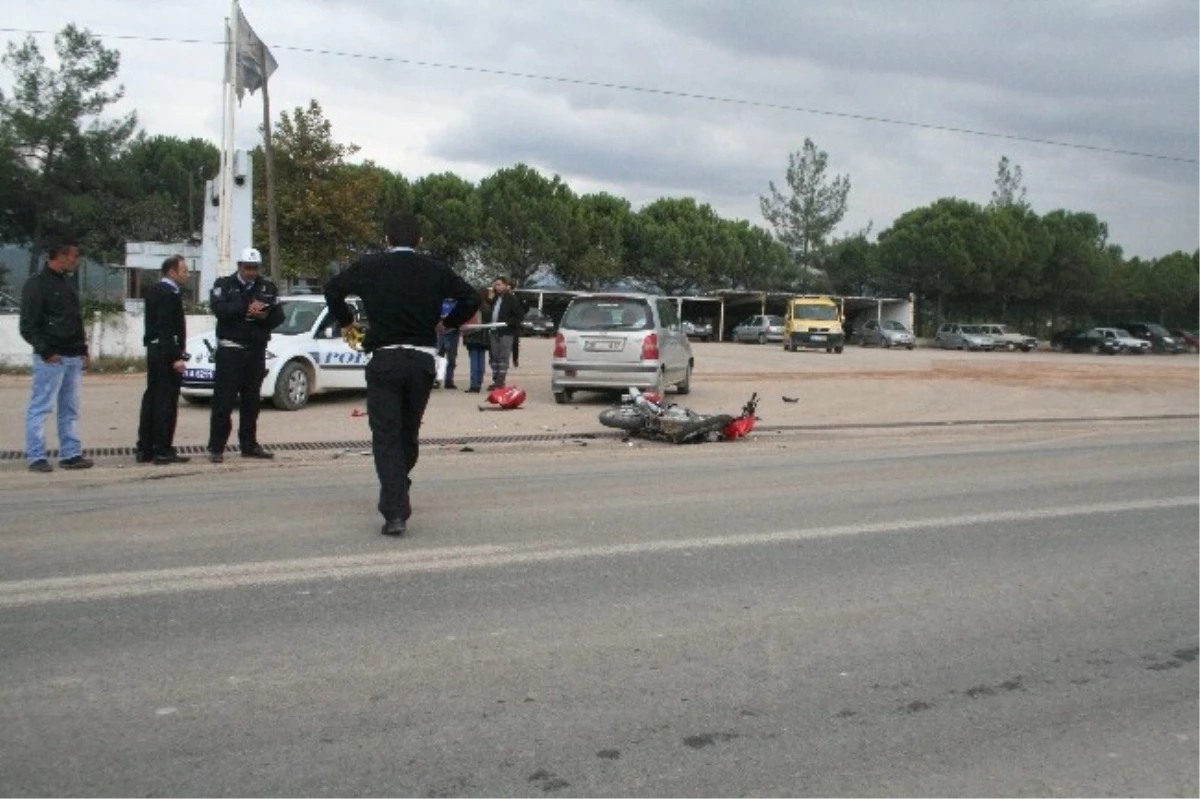 Osmaneli\'de Trafik Kazası, 2 Yaralı