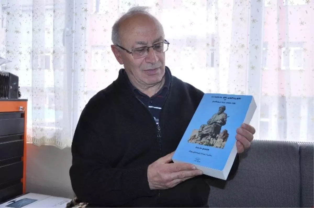 "Ozanlık Gelenekleri" Kitabının Genişletilmiş İkinci Baskısı Çıktı