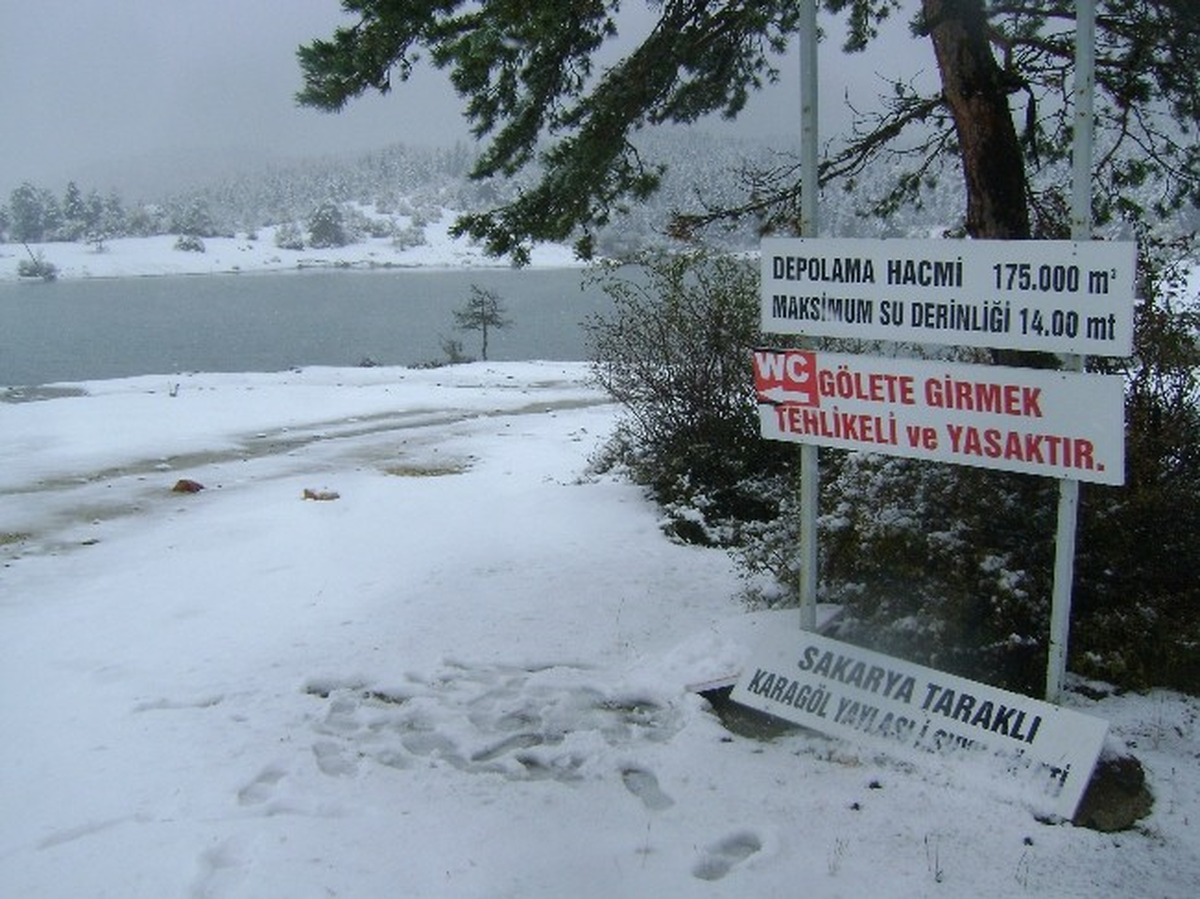 Taraklı Beyaza Büründü