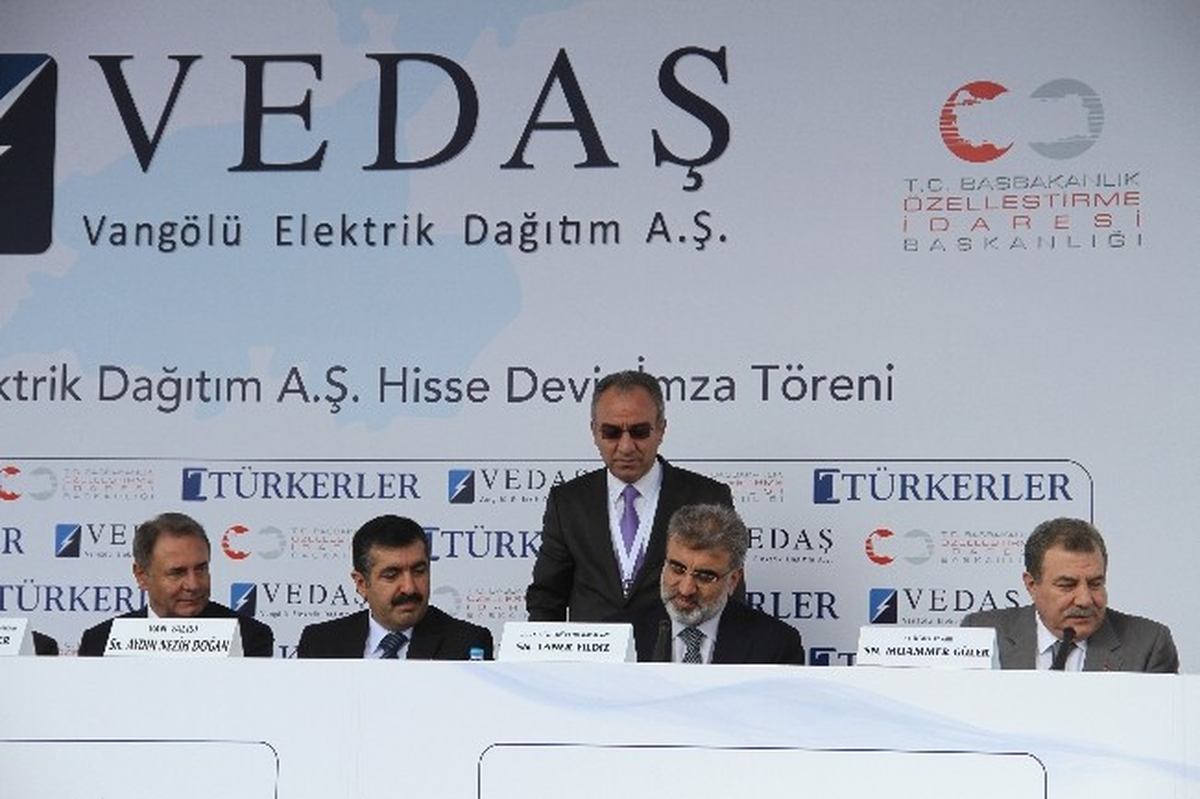 Van Gölü Elektrik Dağıtım Devir Teslim İmza Töreni (2)