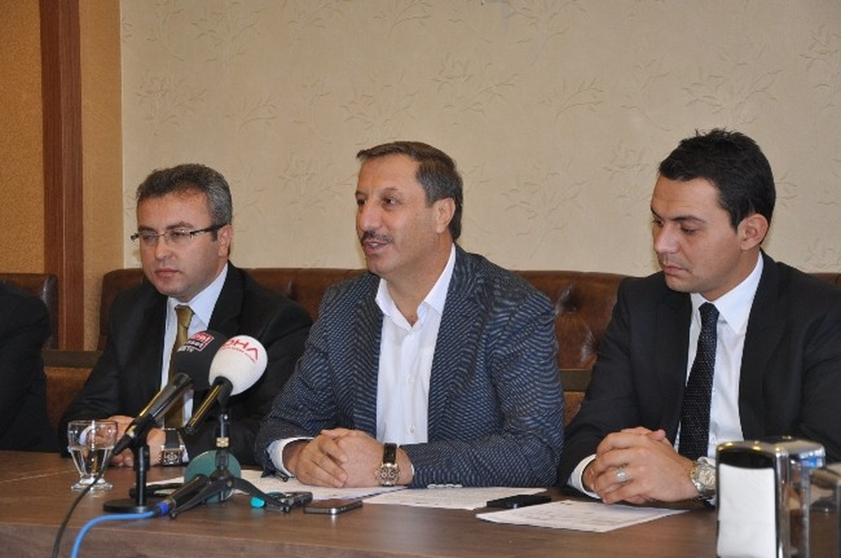 AK Parti Kırıkkale İl Başkanı Mehmet Demir;