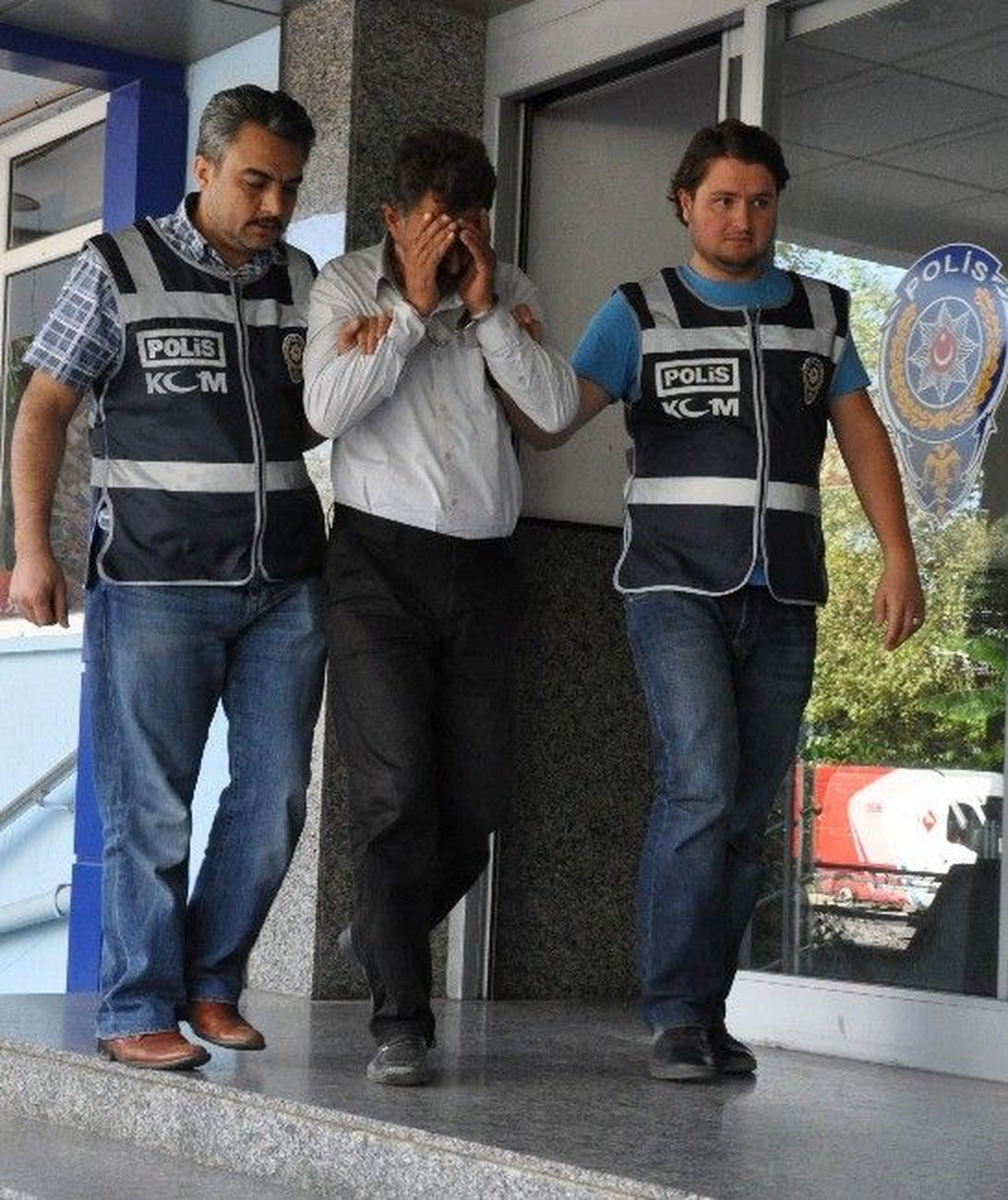 Alanya\'da 4 Kilo 60 Gram Eroin Ele Geçirildi
