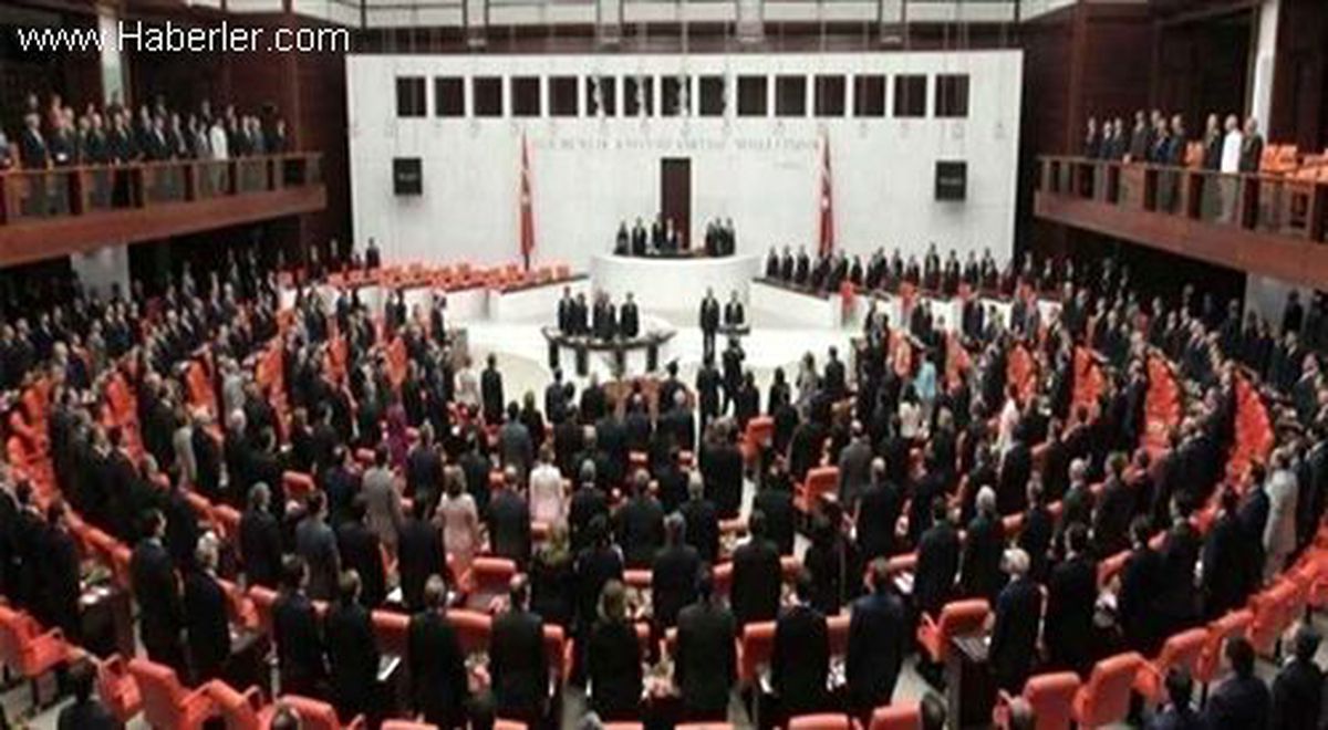 Anayasa Komisyonu Yenileniyor