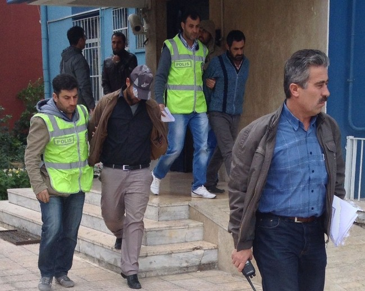 Konya\'da Antika Eşyayı Hurdacıya Satan Hırsızlar Yakalandı