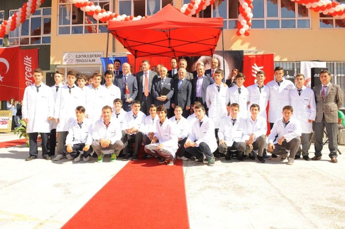 Arçelik\'in, Liselerde Açtığı Laboratuvar Sayısı 8\'e Çıktı