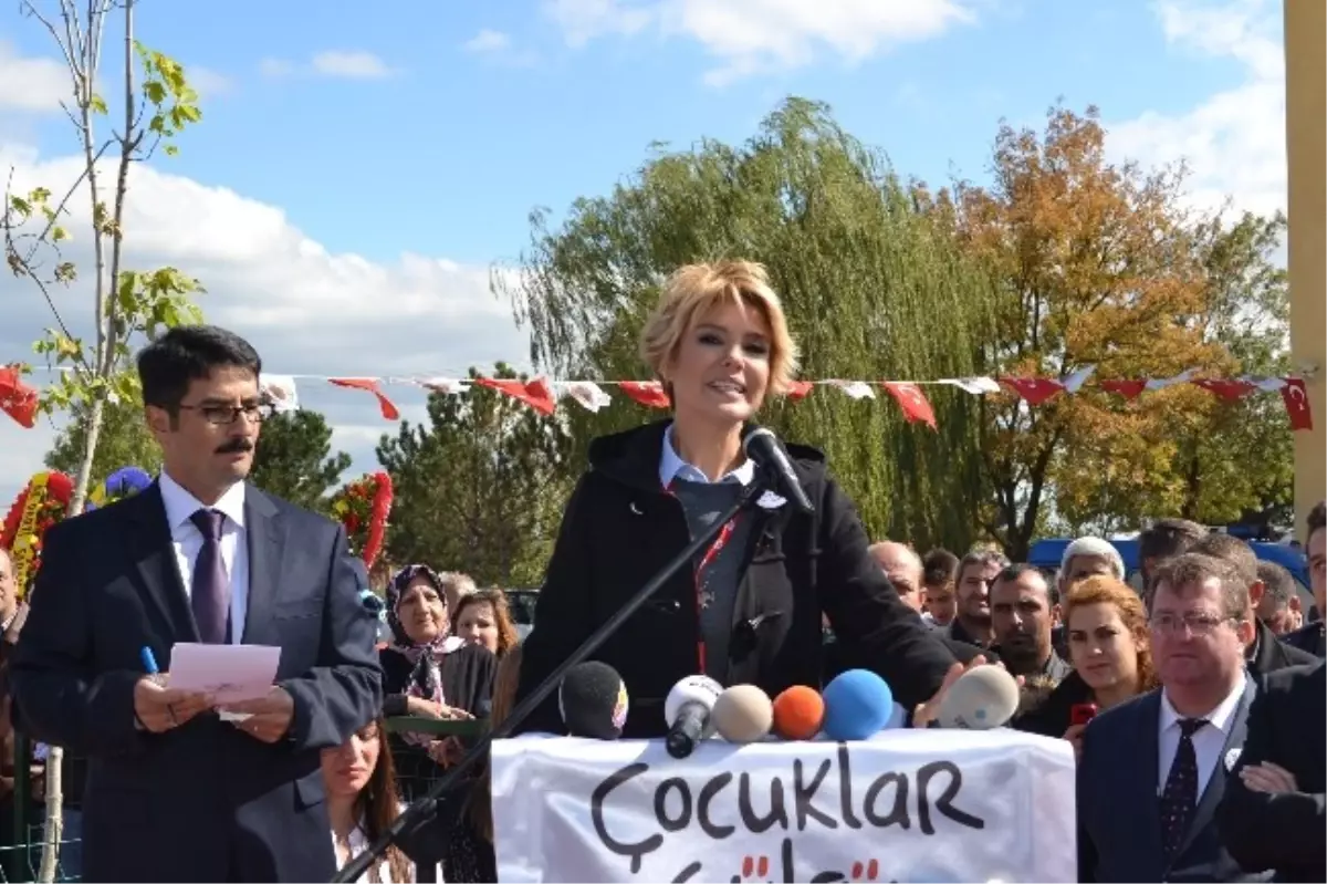 Çocuklar Gülsün Diye Zehra Musaoğlu Anaokulu Açıldı