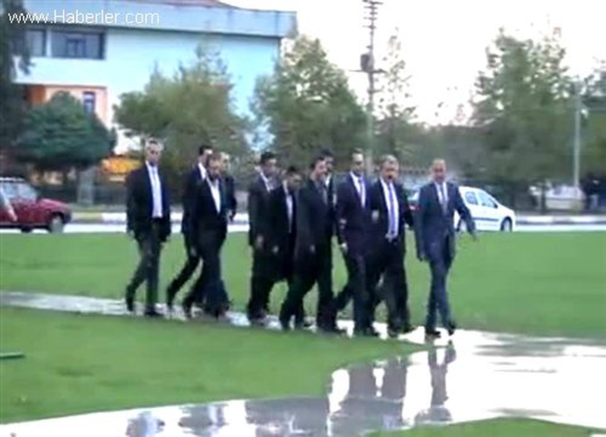 Destici, AA Sakarya Bölge Müdürlüğünü ziyaret etti