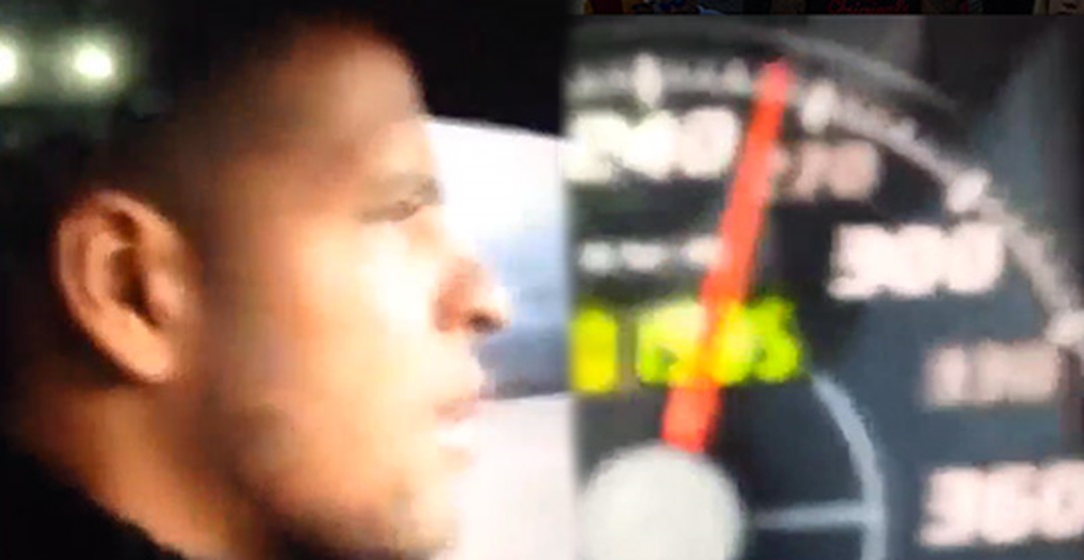Felipe Melo, Arabasıyla 300 Km Hız Yaptı