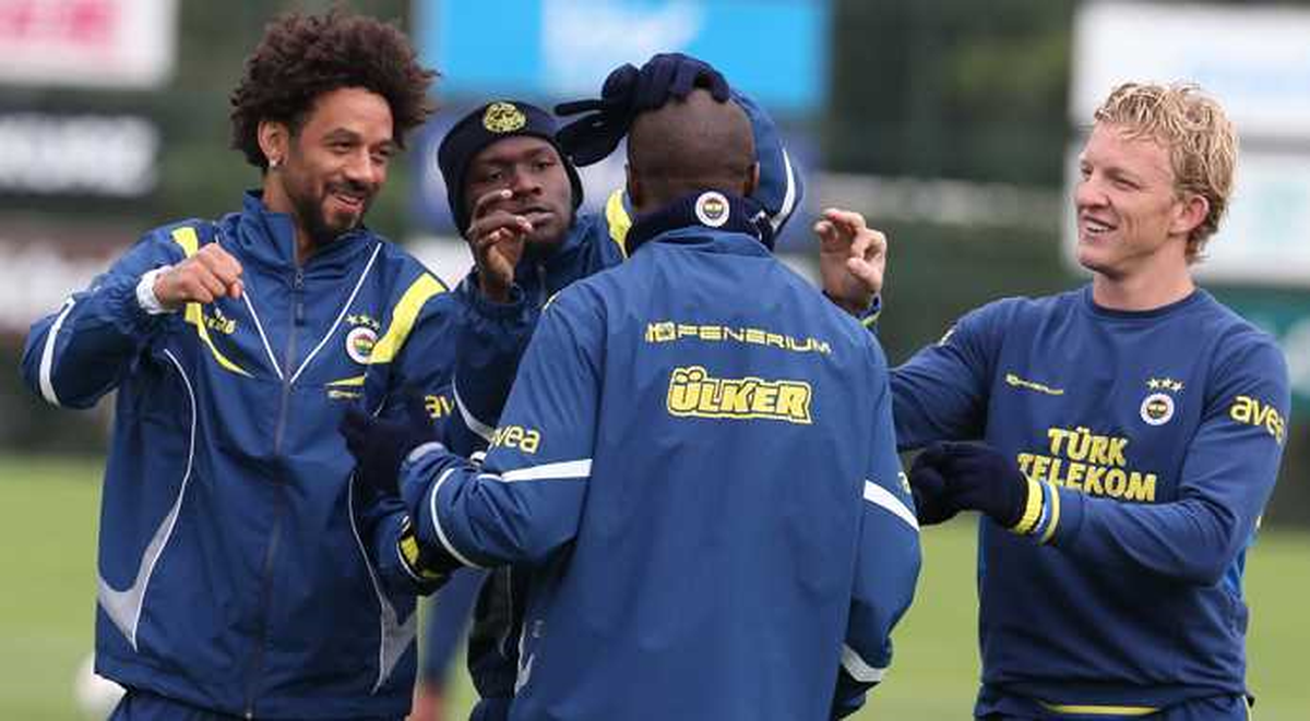 Fenerbahçe\'den Trabzonspor\'a Kupa Göndermesi