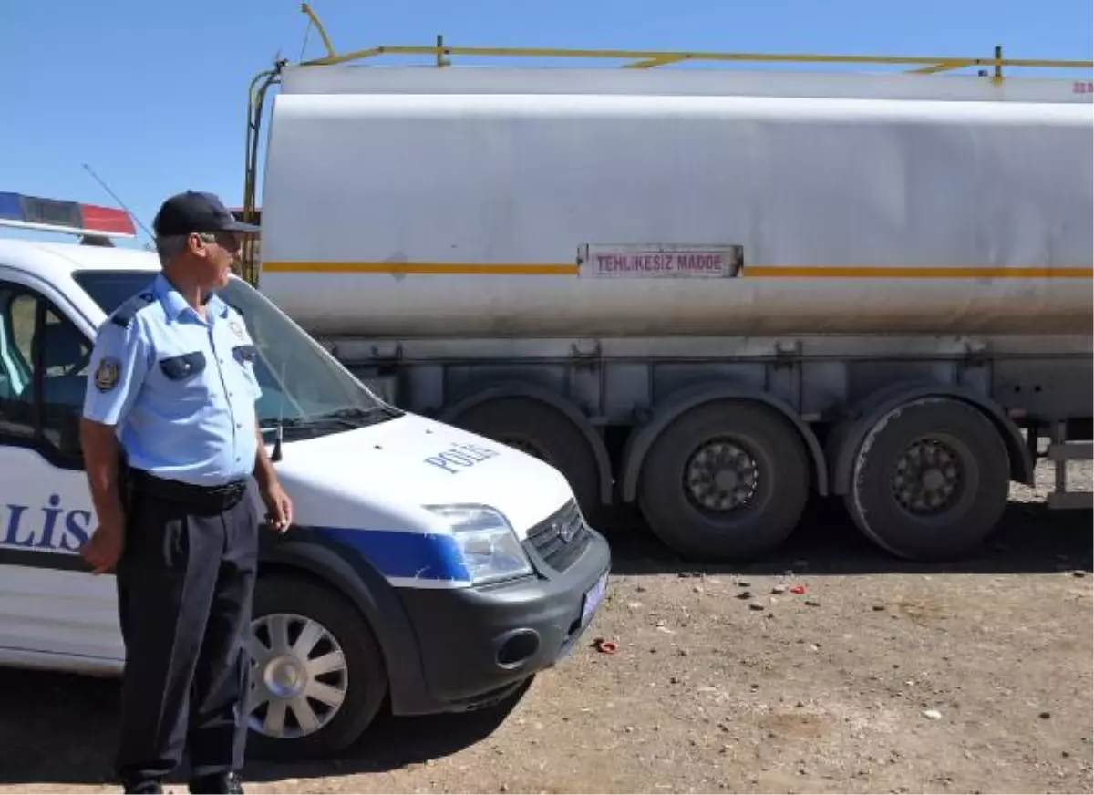 İslahiye\'de 12 Bin Litre Kaçak Akaryakıt Ele Geçirildi