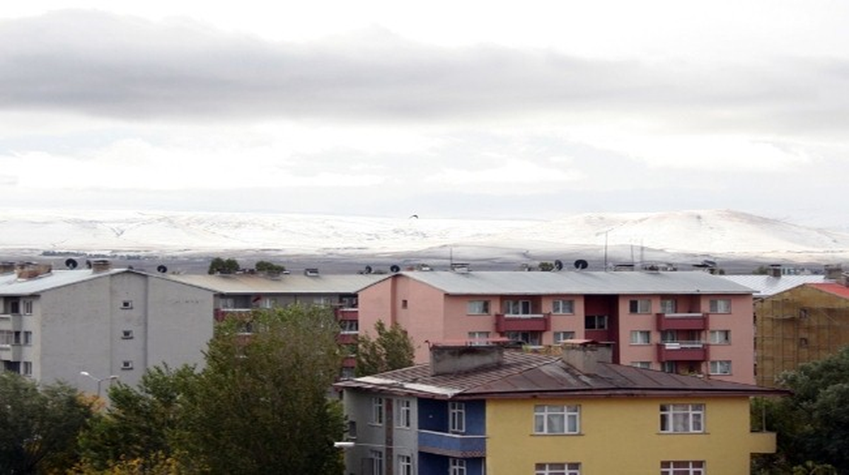 Kars'ta Kar Yağışı