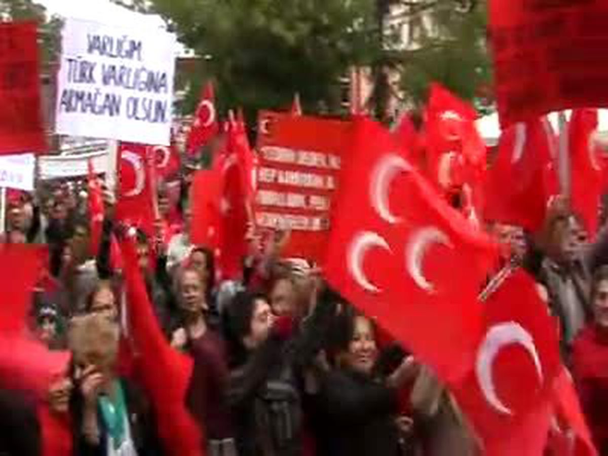 MHP\'den "Pakete Tepki" Mitingi