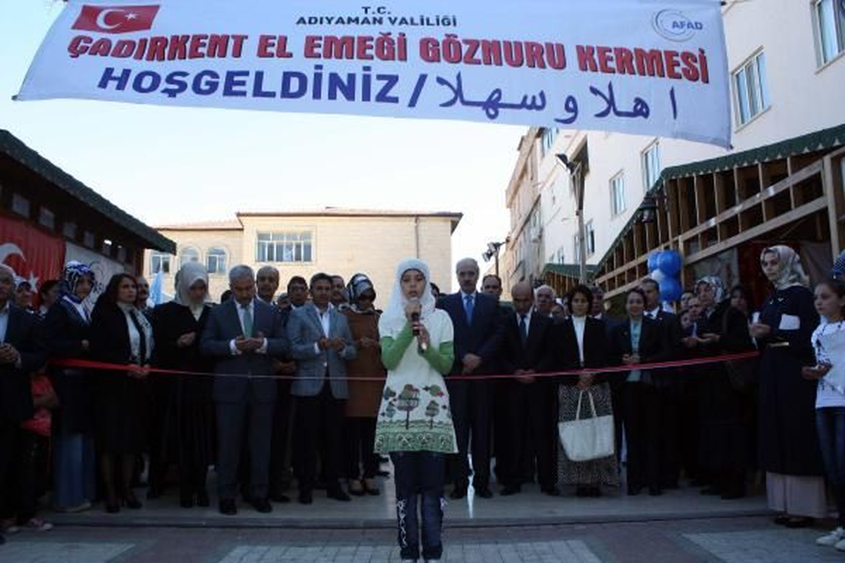 Numan Kurtulmuş Suriyelilerin Kermesini Açtı