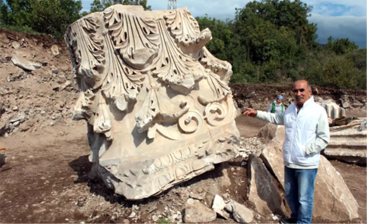 Roma Döneminin En Büyük Sütun Başlığı Balıkesir\'de!