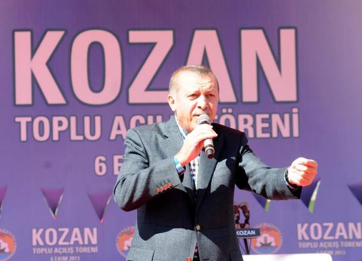 Erdoğan: Kızlarımı Başörtülü Oldukları İçin Türkiye\'de Okutamadım