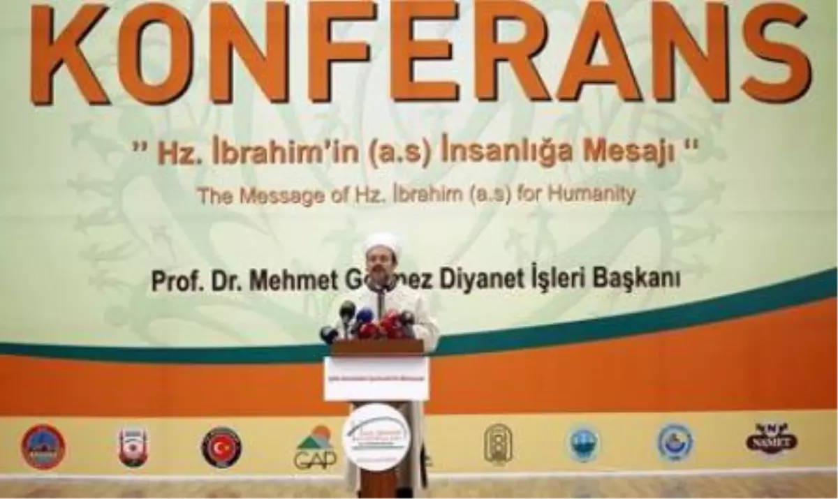 Bakan Görmez, Şanlıurfa\'da Konferansa Katıldı