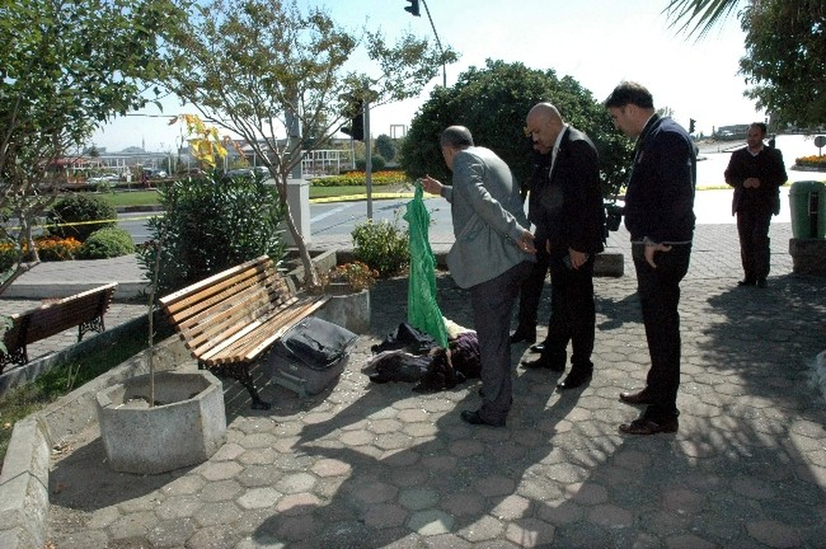 Balıkesir Emniyet Müdürlüğü Yakınında Bomba Şüpheli Bavul Paniği