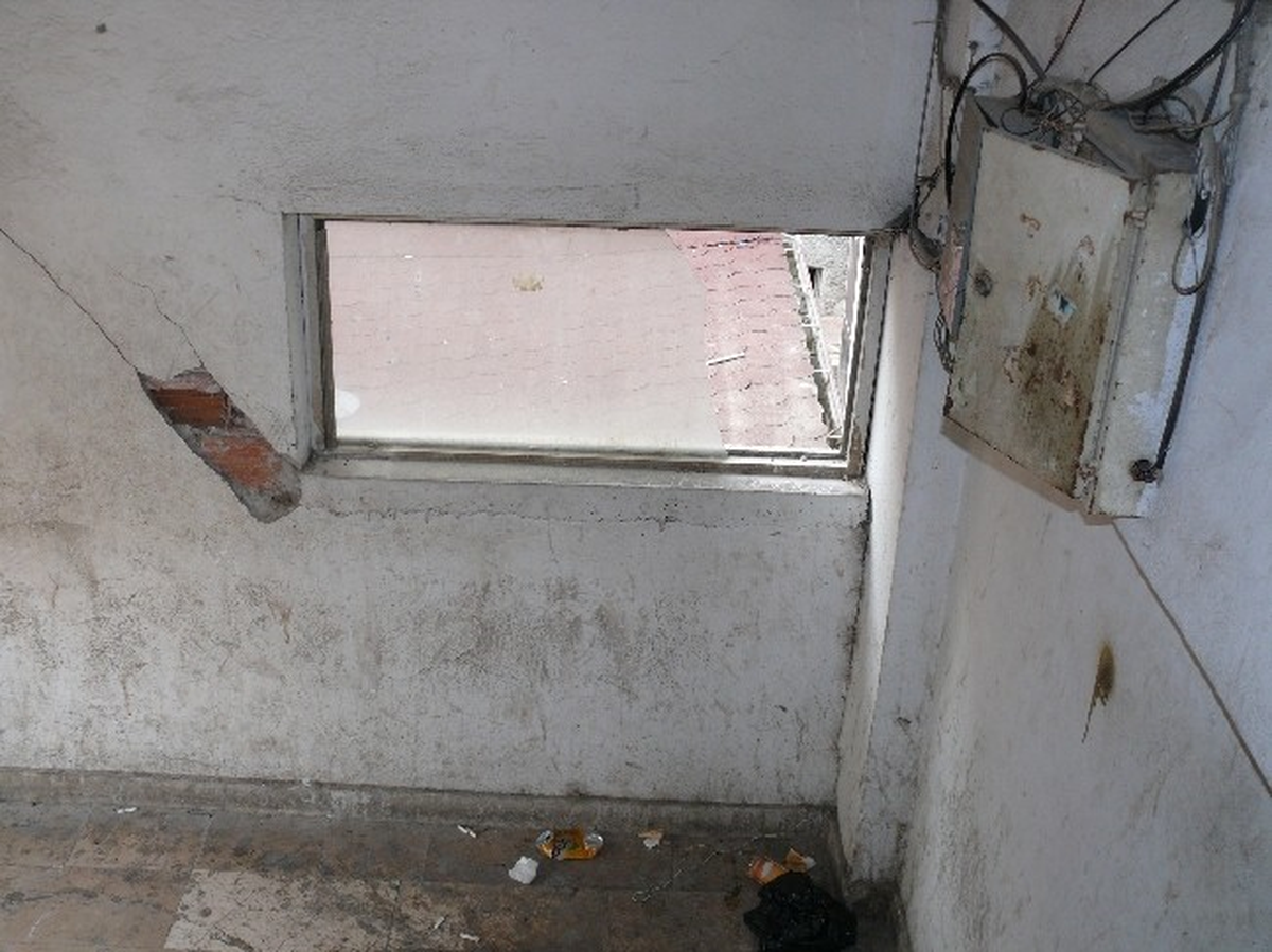 Bilecik\'te Belediye Dükkanlarının Bakımsızlığı