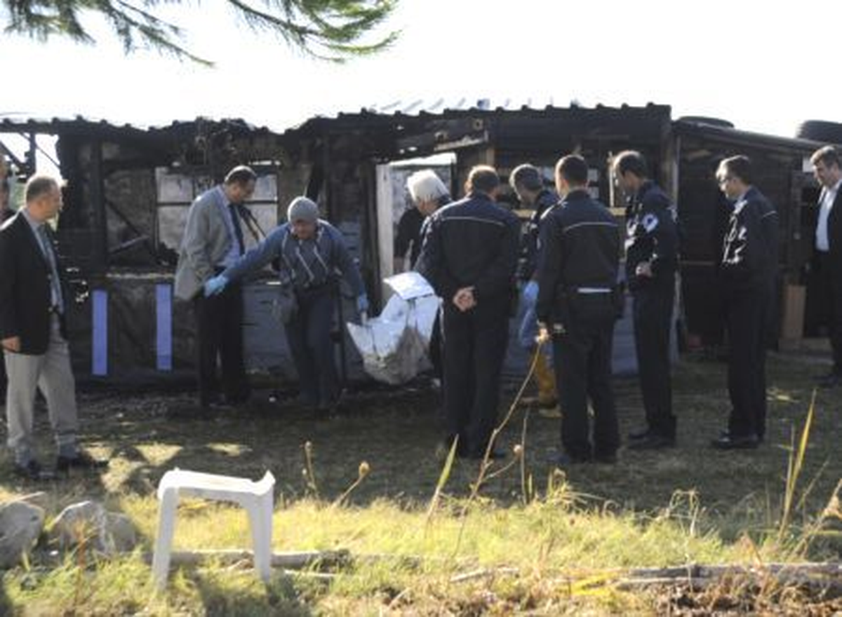 Çanakkale\'de Baraka Yangını: 1 Ölü