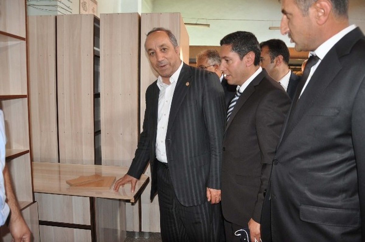 Faruk Işık Eml\'yi Ziyaret Etti