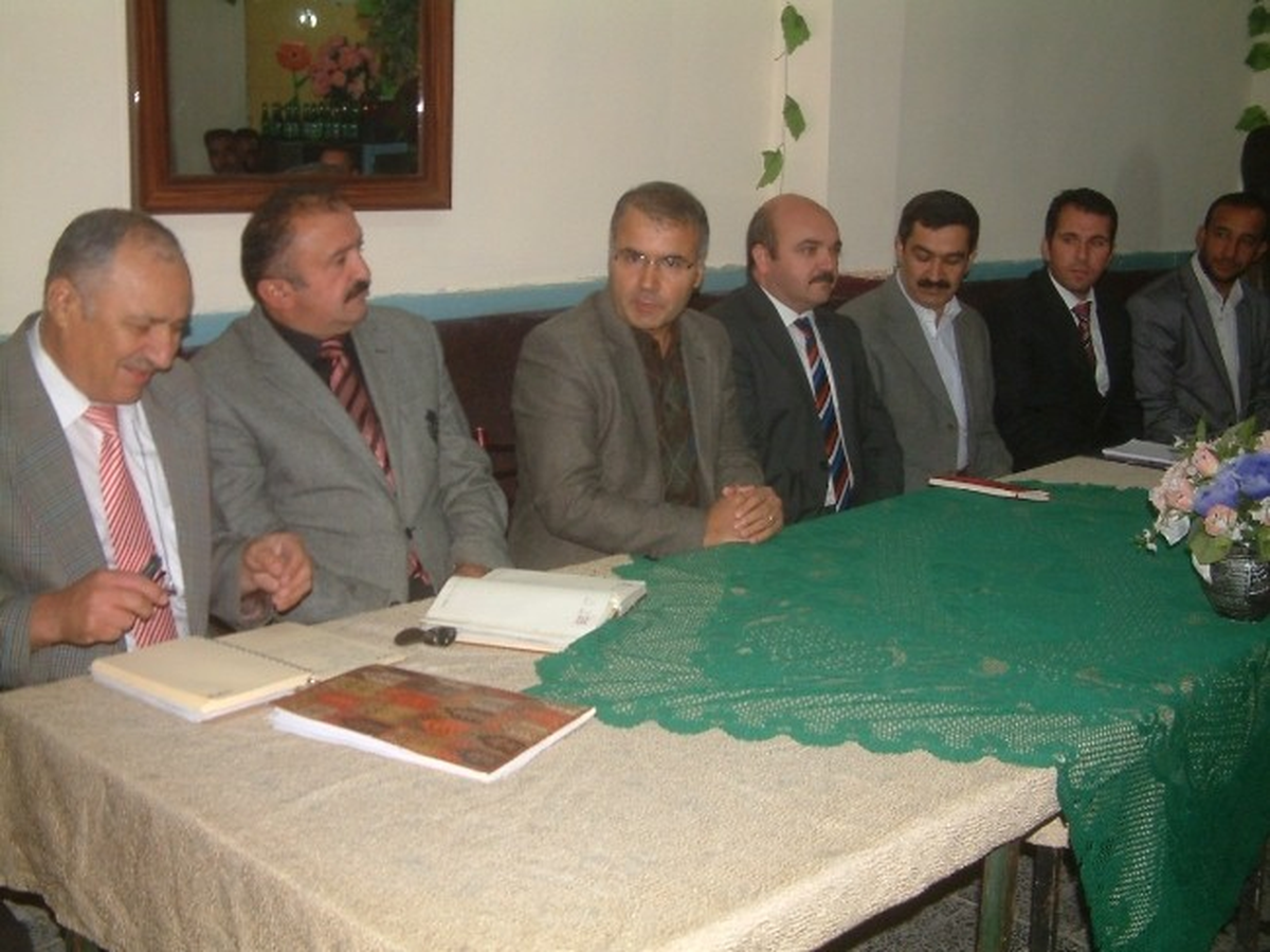 Kaymakamdan Romanlara Eğitim Uyarısı