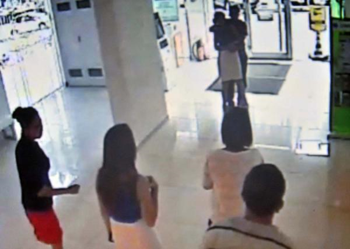 Kredi Vermeyen Banka Müdürünü Rehin Alana 15 Yıl İstemi