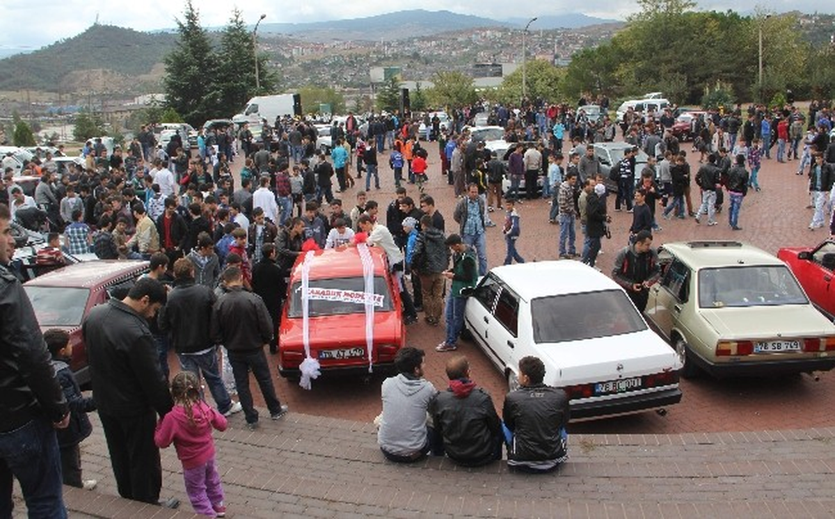 Modifiye Araç Tutkunları Karabük\'te Buluştu