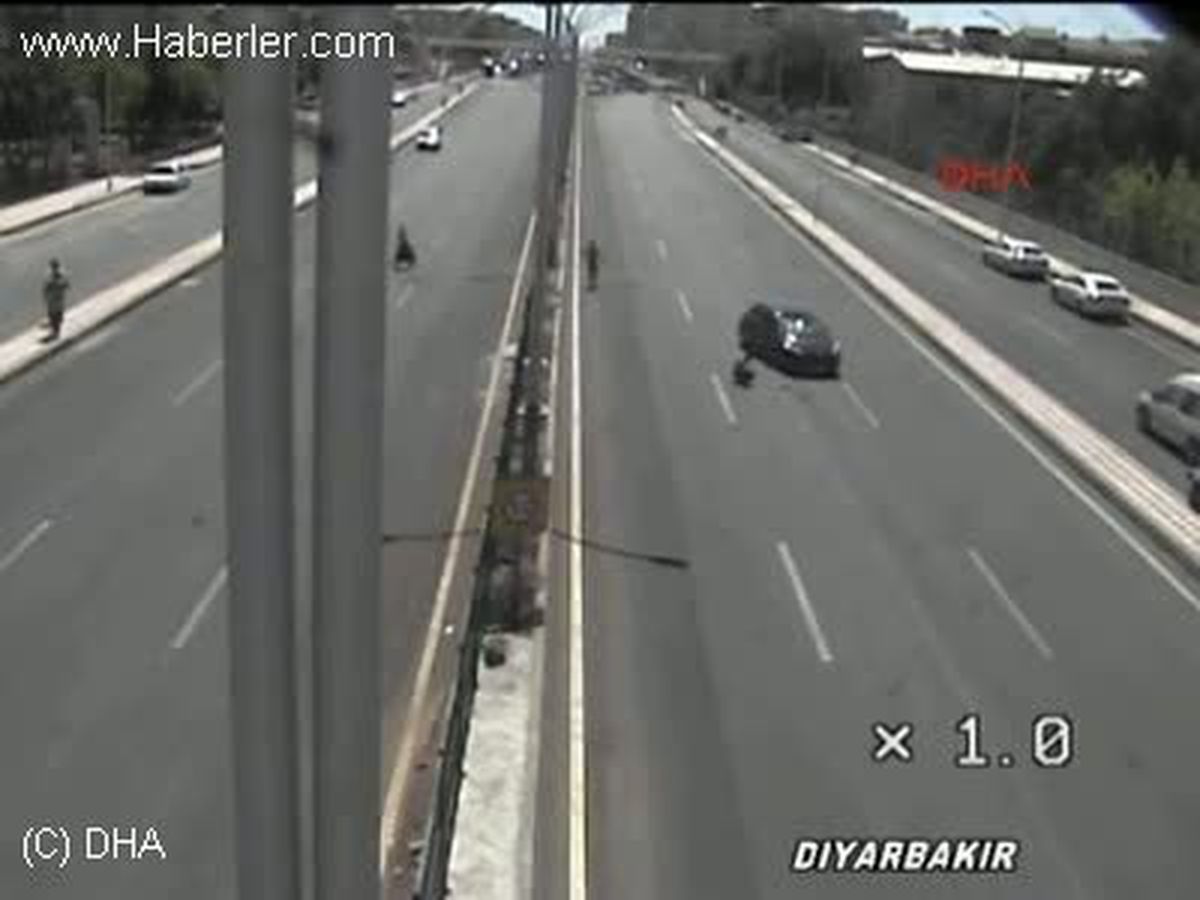 Trafik Kuralına Uymayan Sürücü ve Yayaların Kazaları Mobeseye Yansıdı