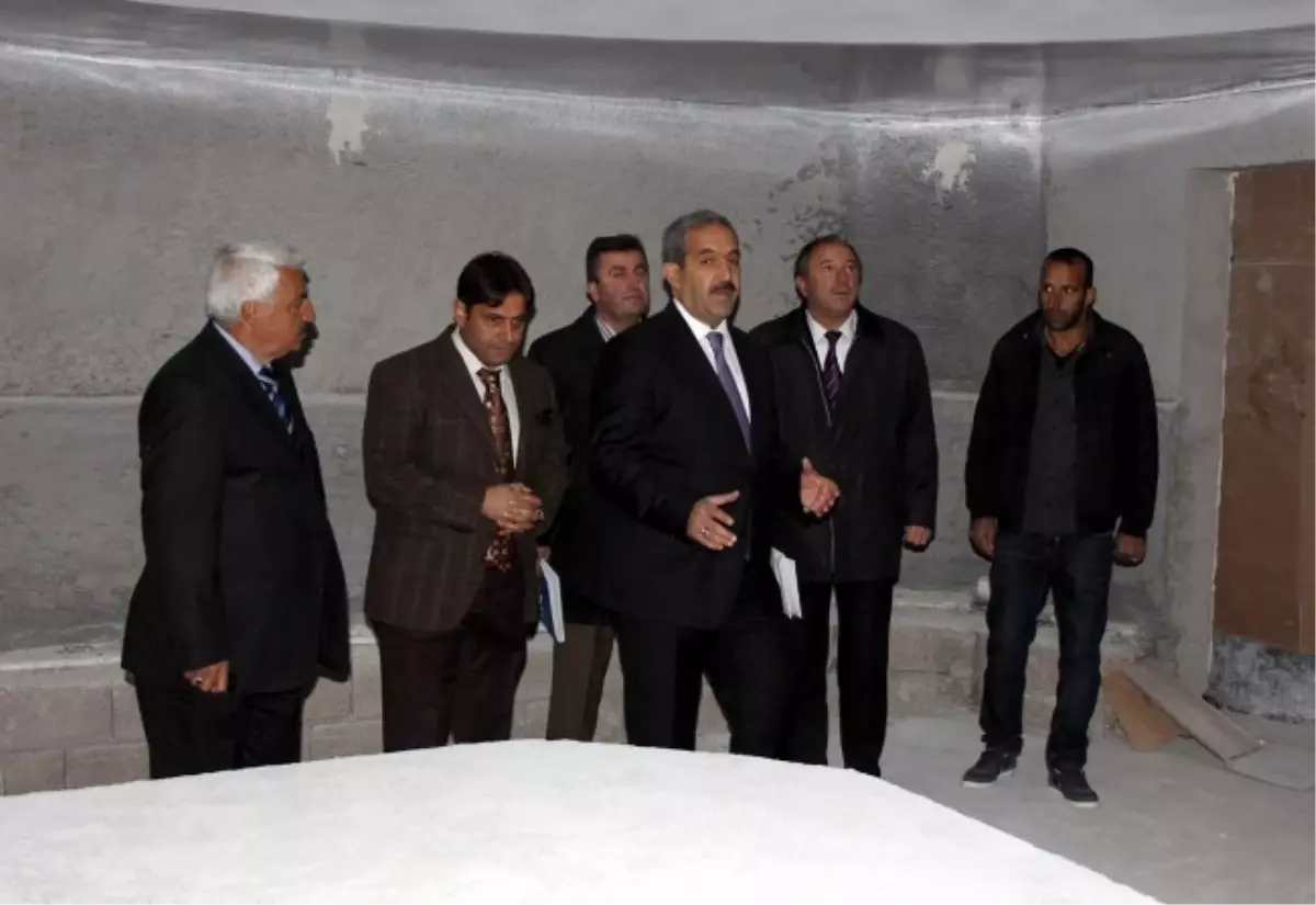 Ürgüp, Fidan Yazıcıoğlu Kültür Merkezi\'nde İncelemelerde Bulundu