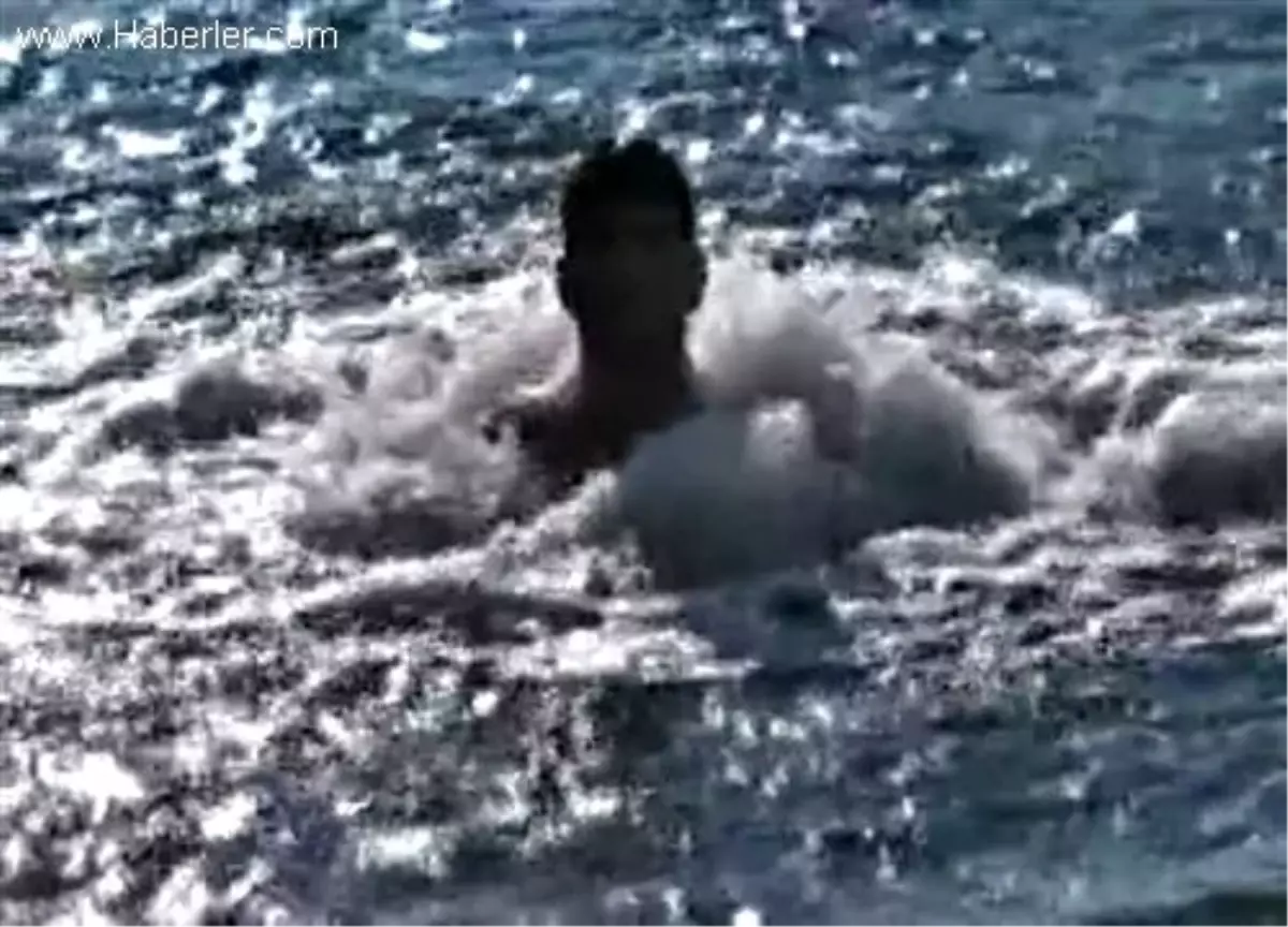 Yazın turistlere, kışın mandalara