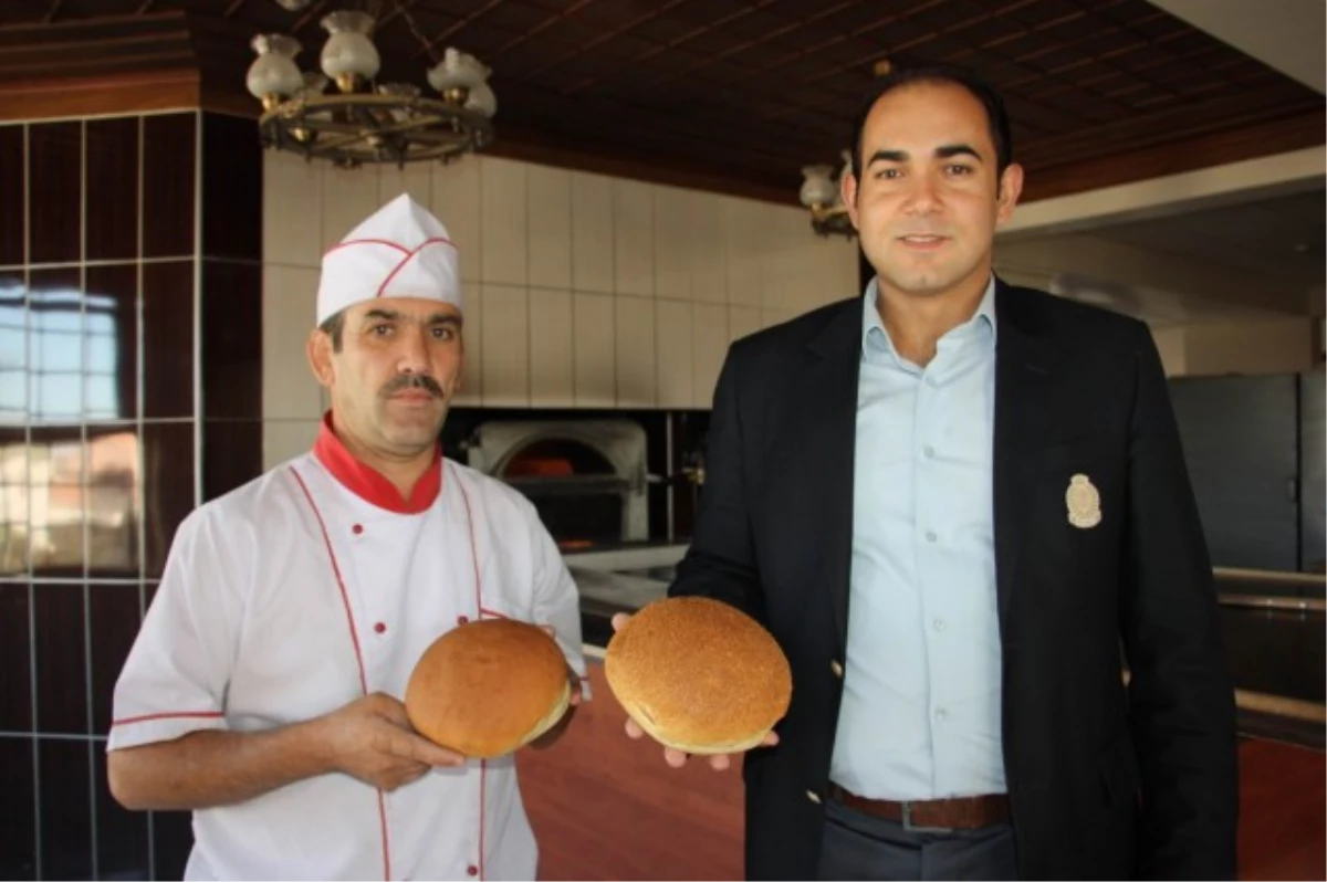 Aksaray\'ın Somuncu Baba Ekmeği Büyük İlgi Görüyor