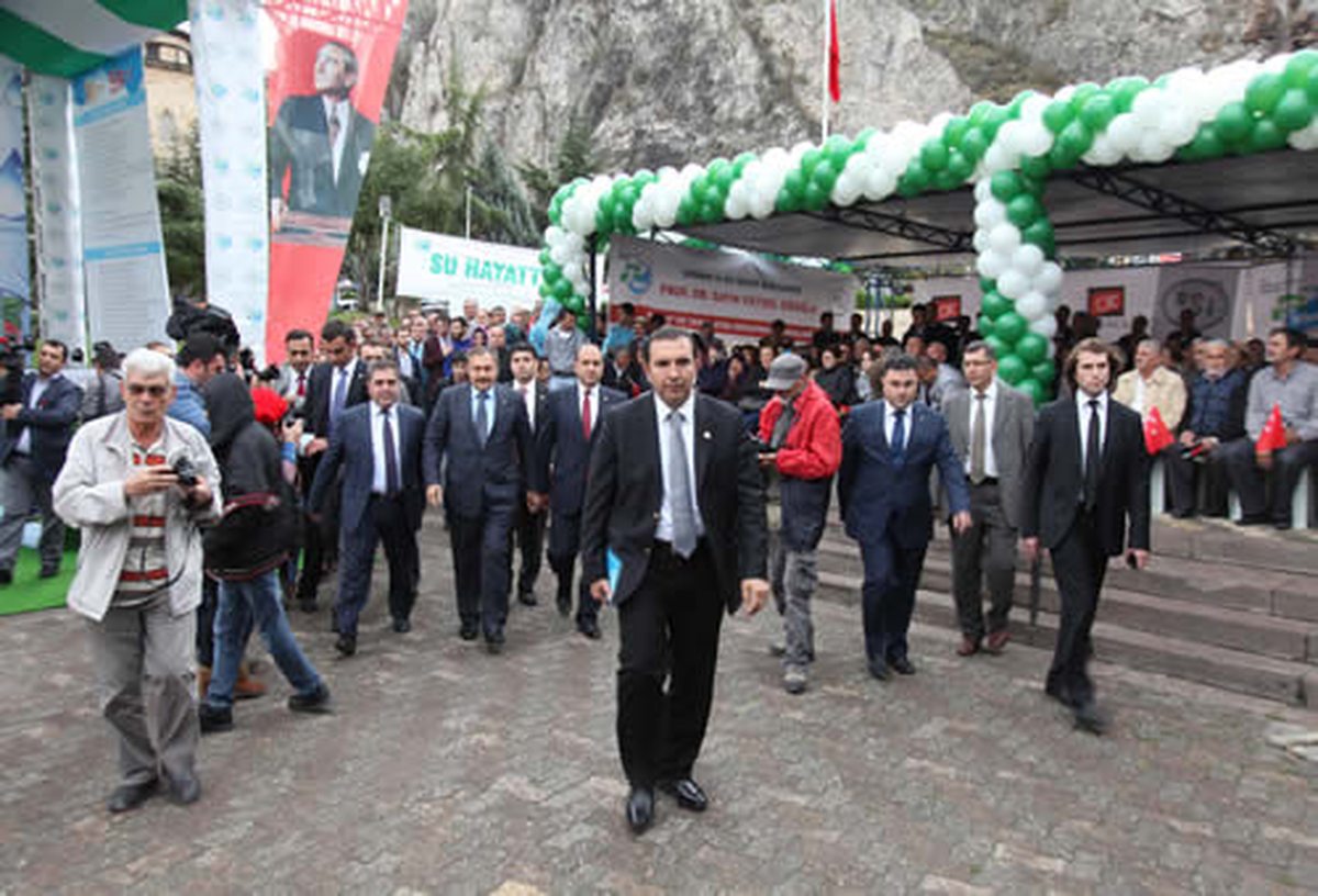 Amasya\'da 30 Tesis\'in Açılış ve Temel Atma Törenleri Yapıldı