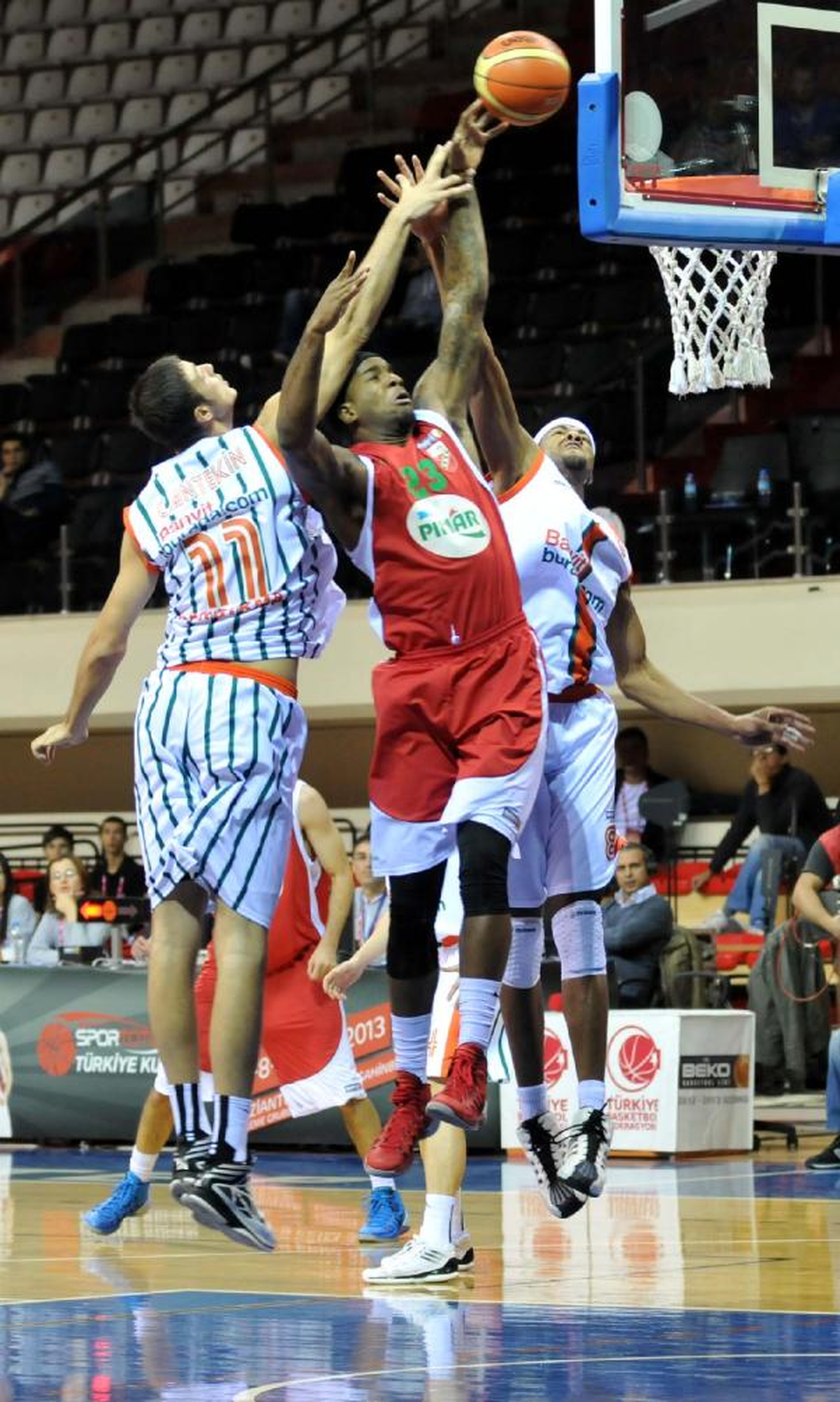Banvit - Pınar Karşıyaka: 62-80