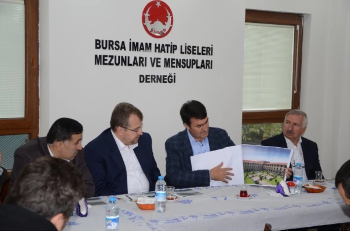 Osmangazi Belediye Başkanı Dündar, BİHMED\'le Buluştu