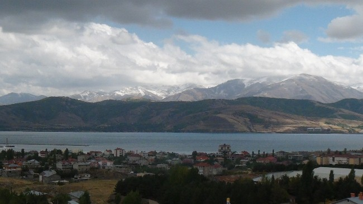 Bitlis\'e Kar Yağdı