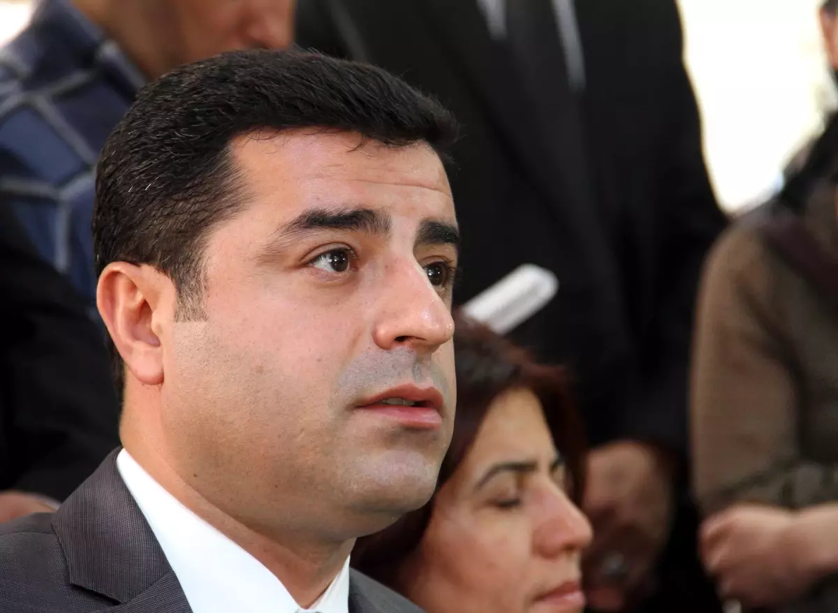 Kadın Aday Krizi, Demirtaş\'ı İstifanın Eşiğine Getirdi